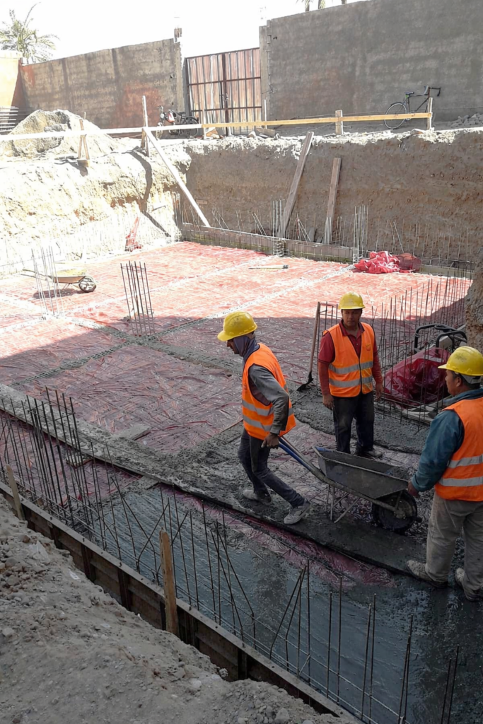 Fondation villa Marrakech – équipe chantier coulage béton